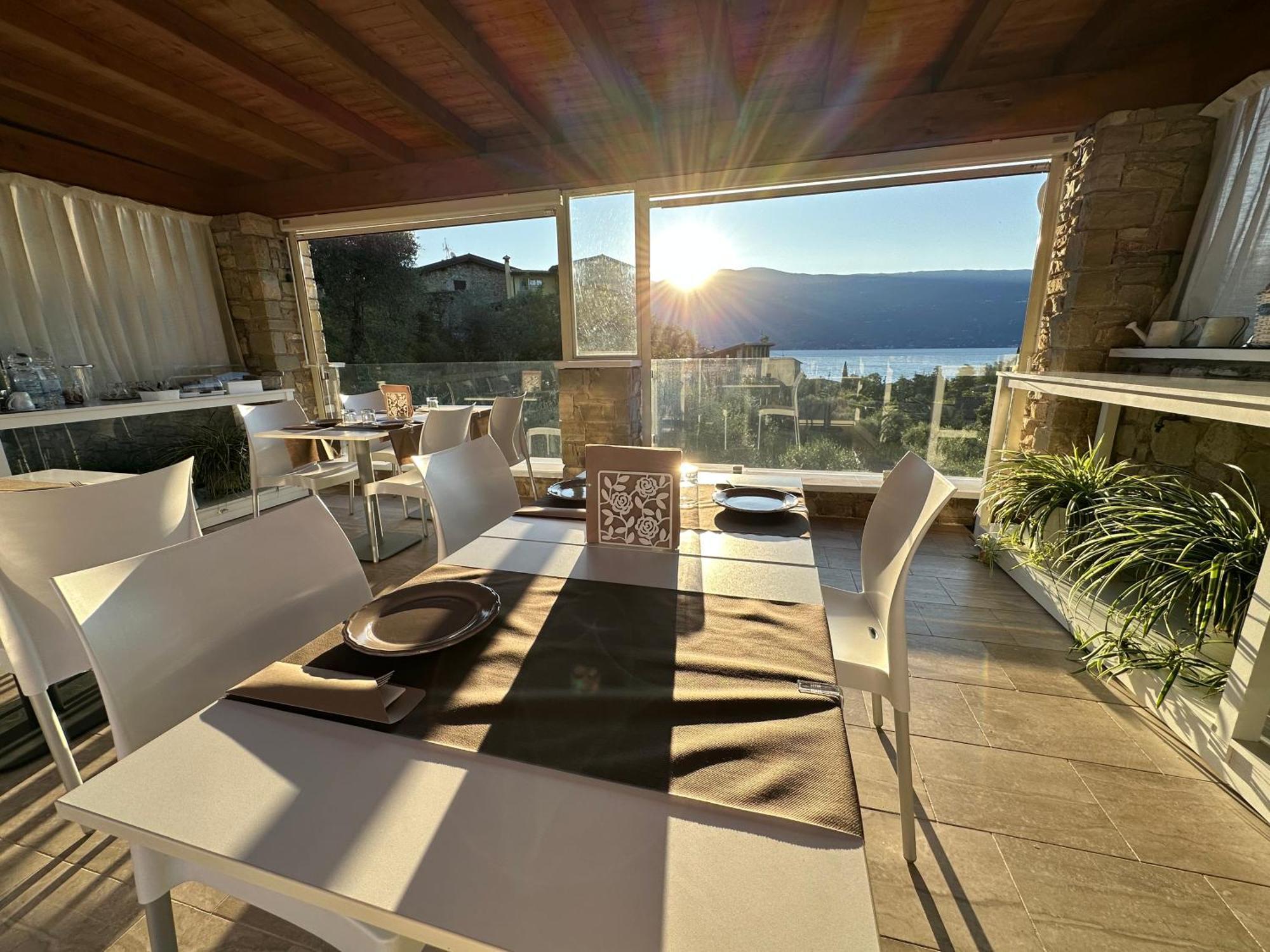 La Cascata Negli Ulivi Bed & Breakfast Toscolano Maderno Exterior photo